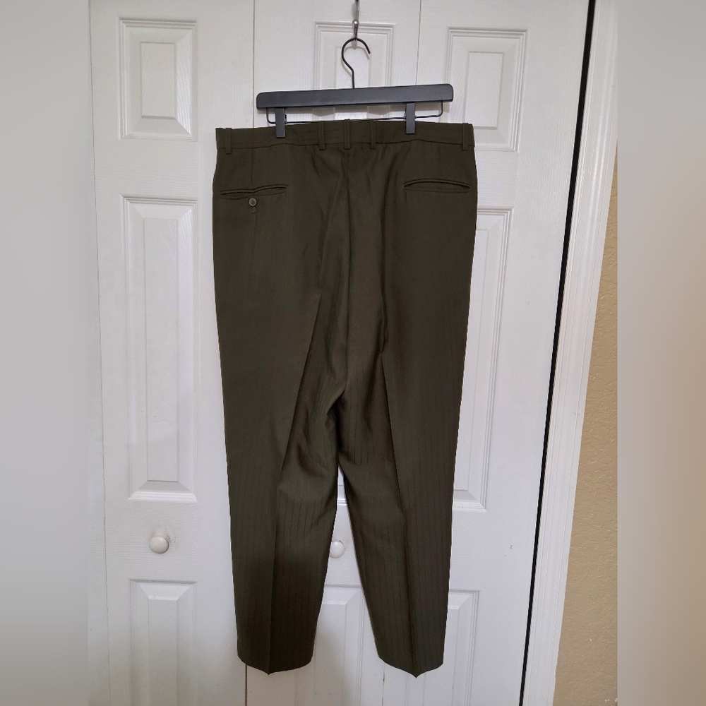 Luighi Balini Dark Olive Green Suit - Picture 12 of 14